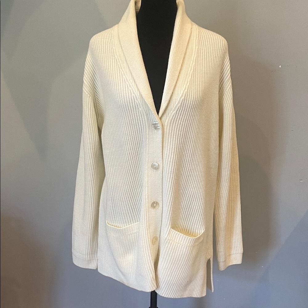 Cream Ribbed Cardigan sweater  with Pockets by Liz baker size large like new